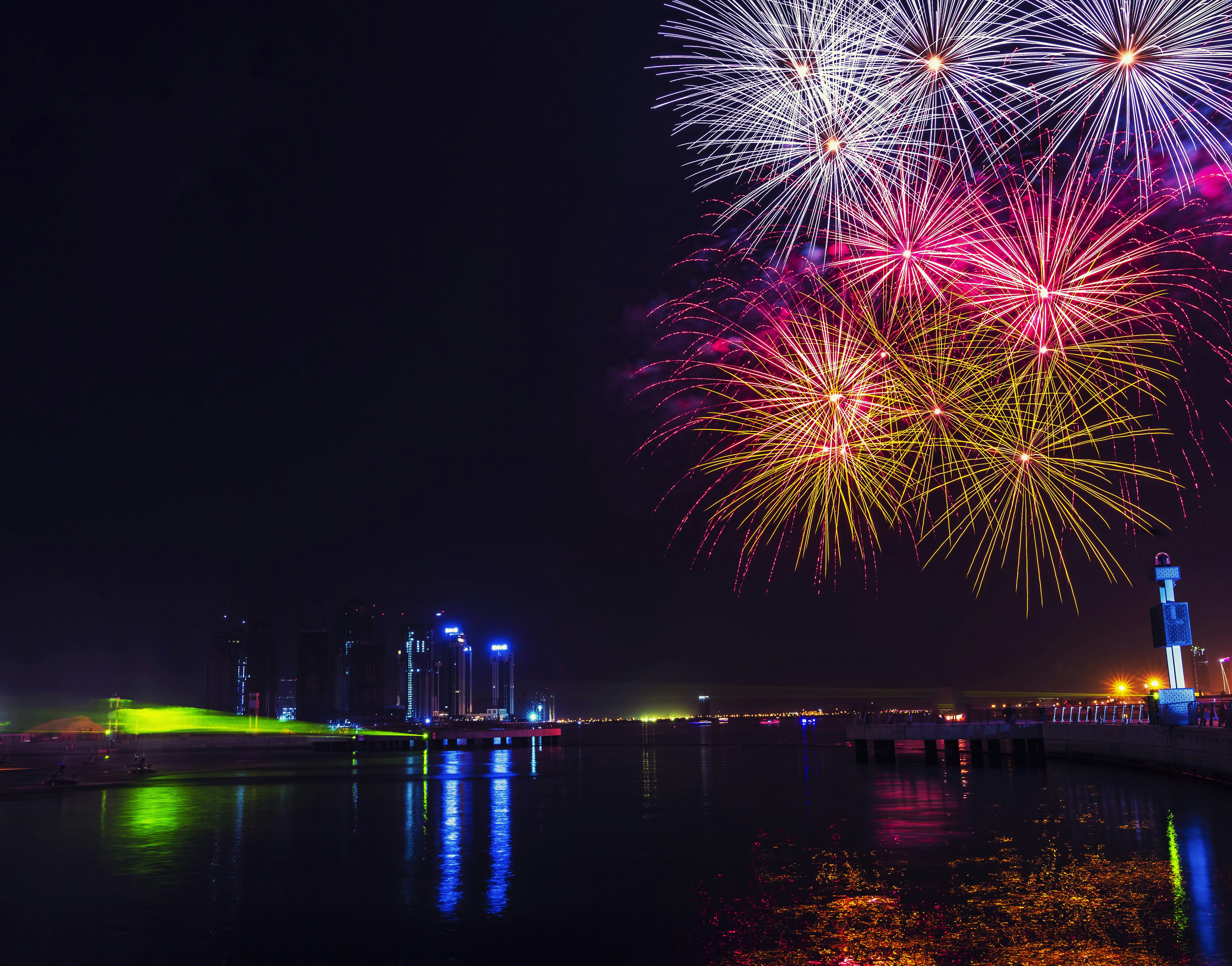 multicolored fireworks on mid air during nighttime