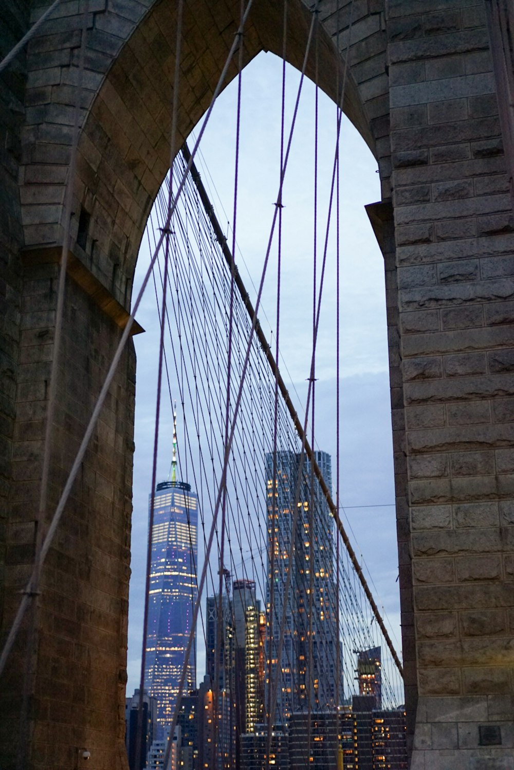 gray suspension bridge