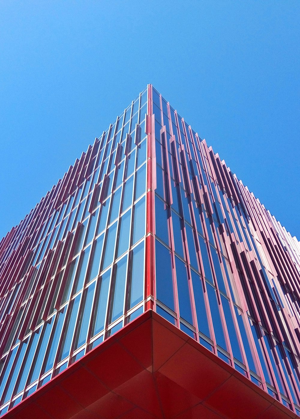 mirror building during daytime