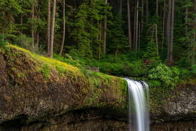 waterfalls awe-inspiring zoom background