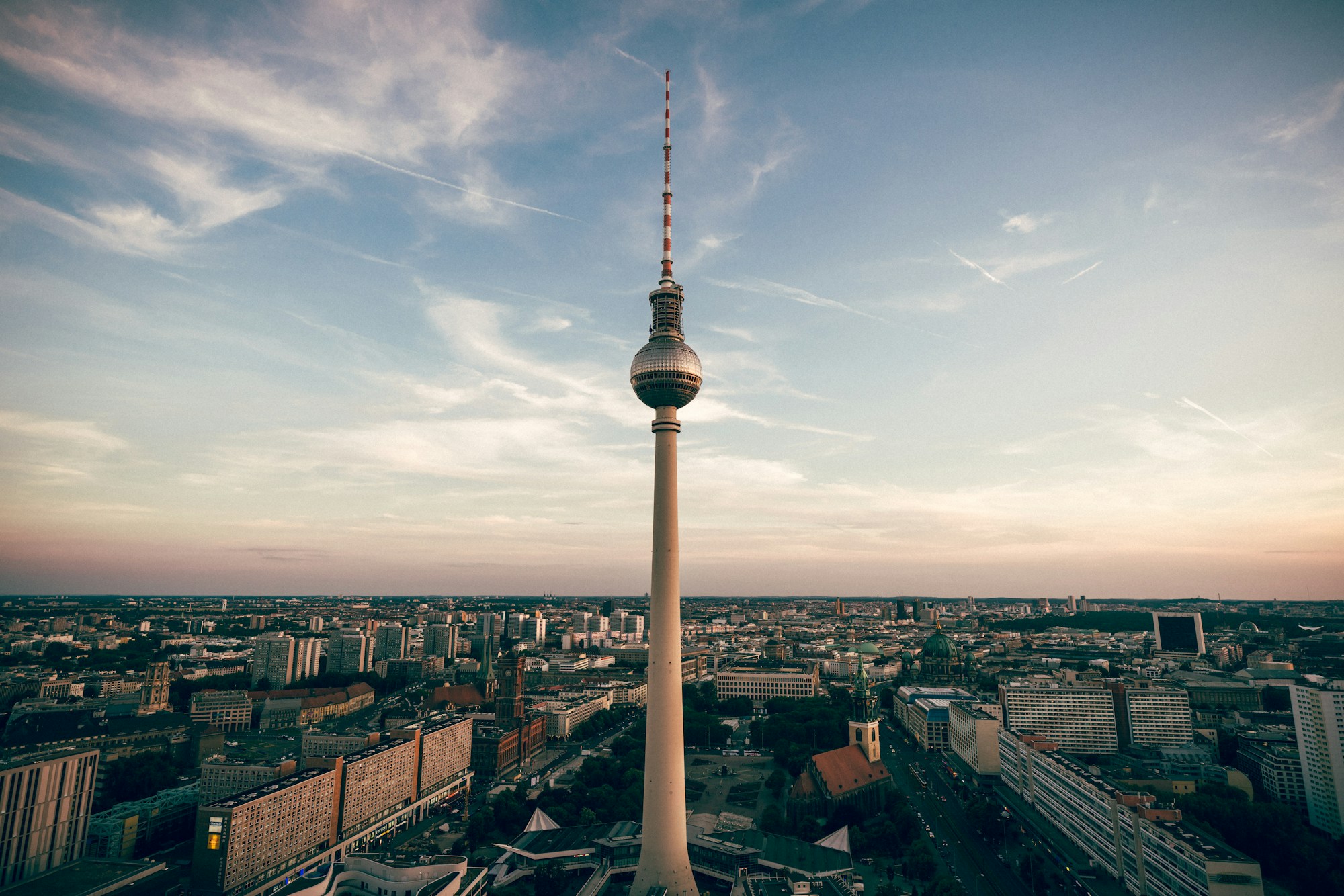 Exploring Berlin: A Comprehensive Travel Guide