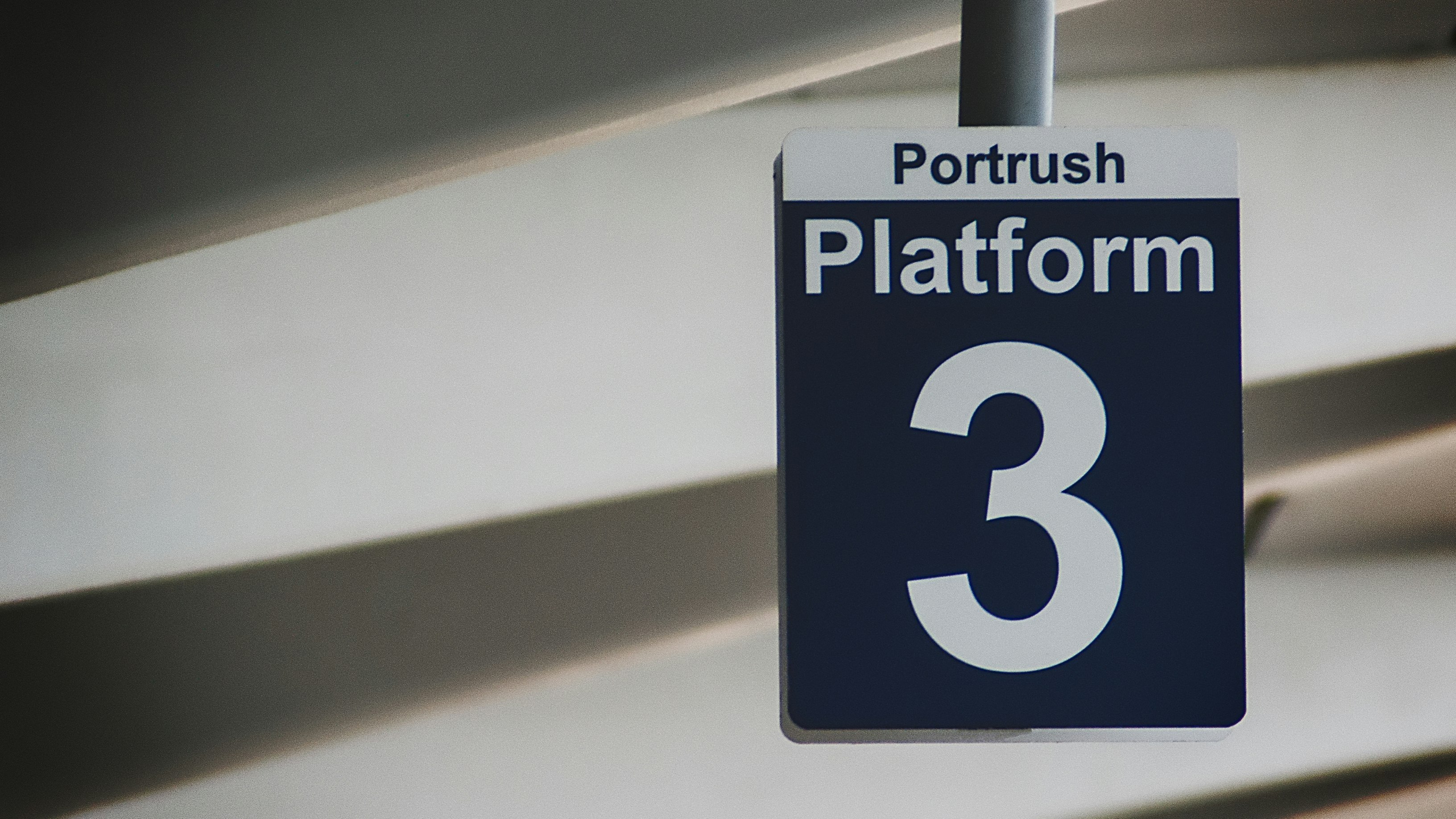 Portrush platform 3 signage