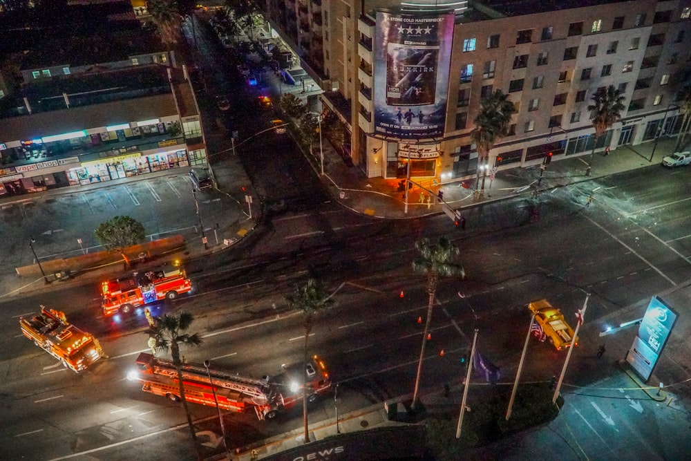 cidade durante a noite