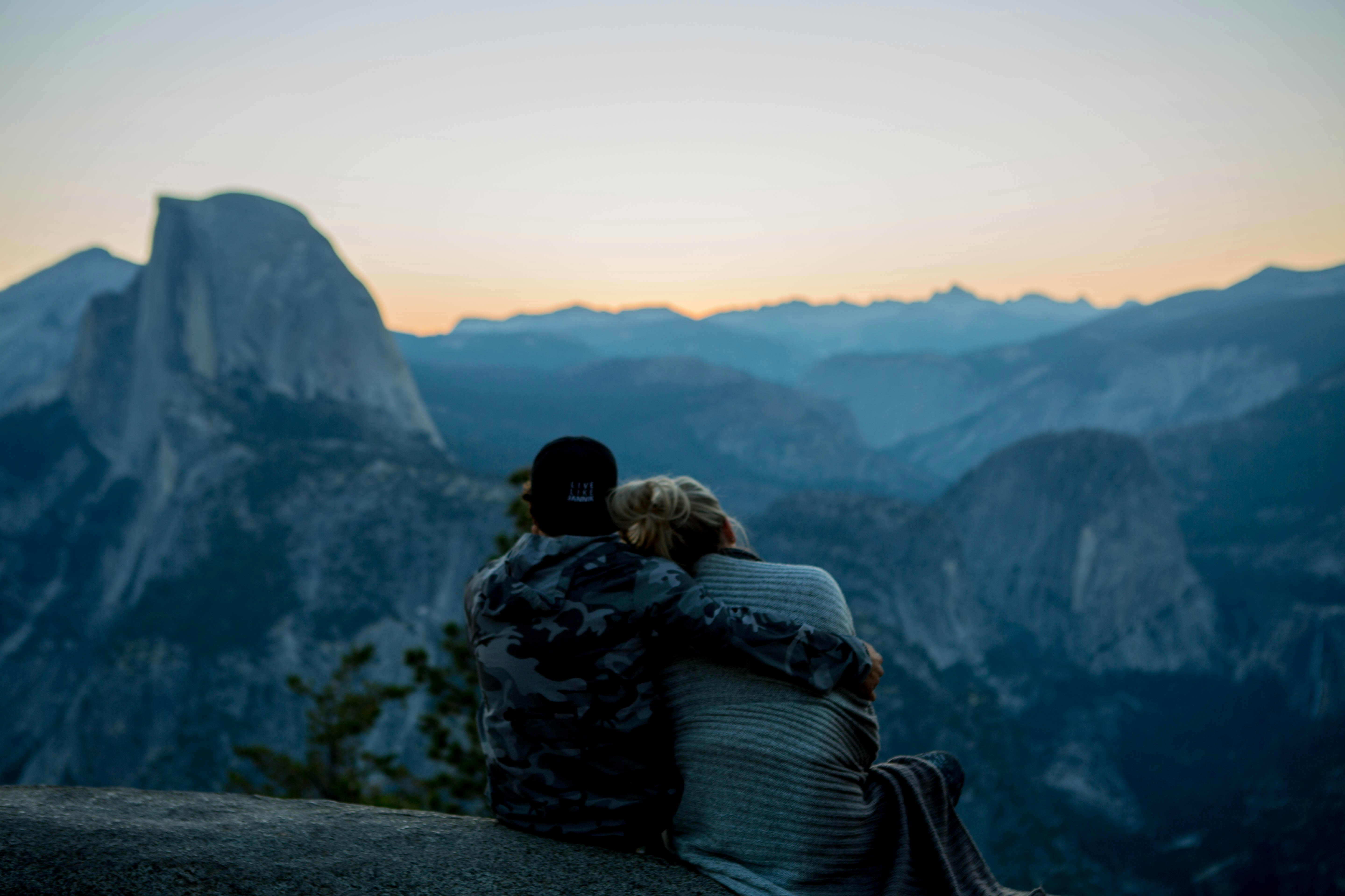 9 Adventure Travel Ideas for Couples Seeking Hidden Romantic Spots