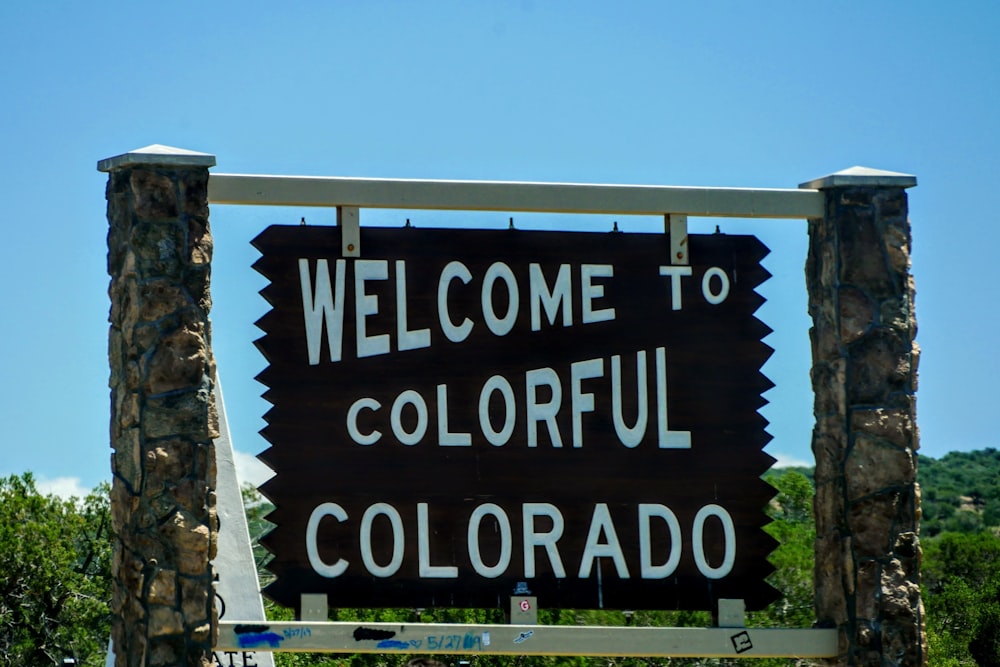 Welcome To Colorful Colorado signage