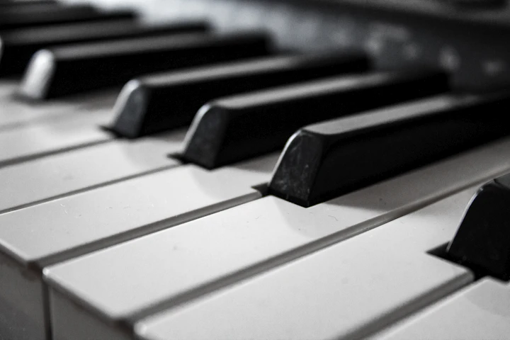Yamaha P-125 digital piano