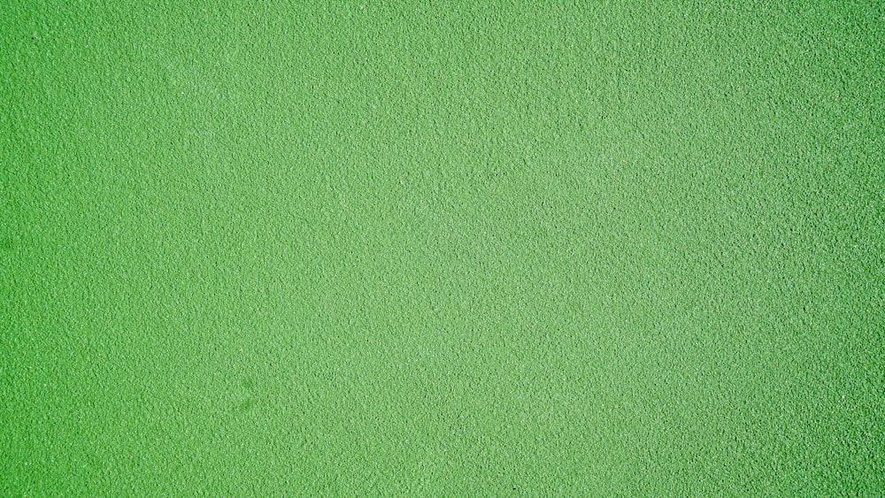 Details 200 background colour green