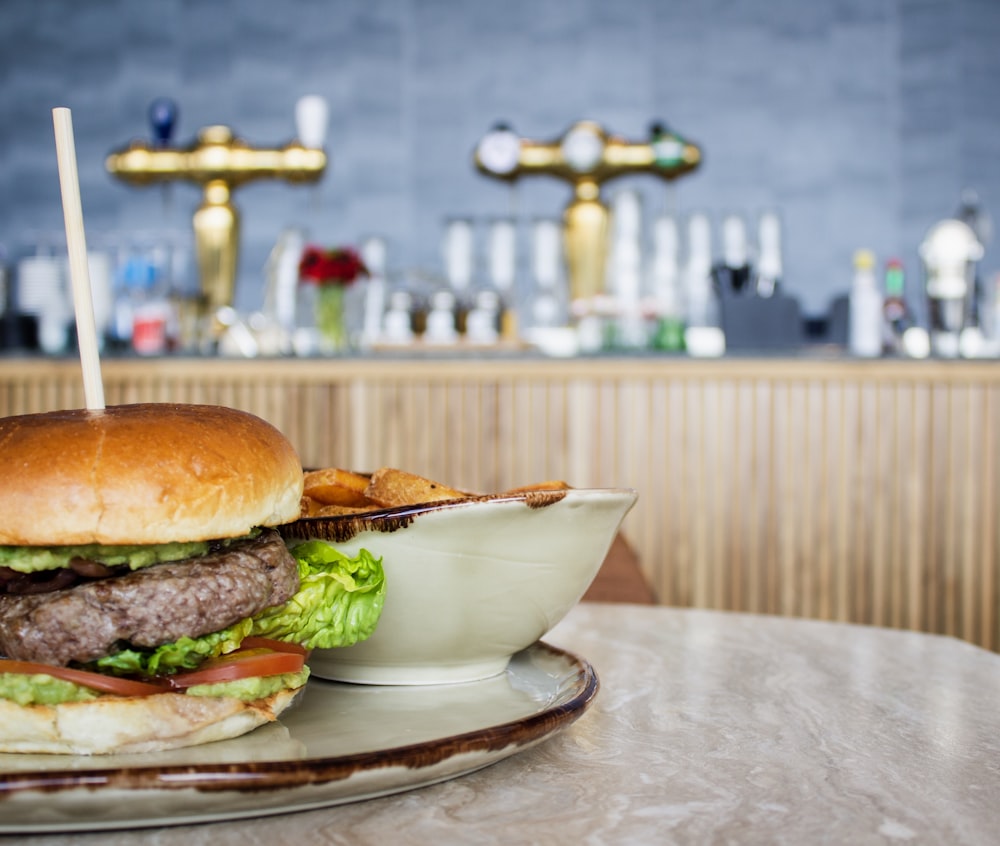 hamburger beside round white bowl photo – Free Food Image on Unsplash
