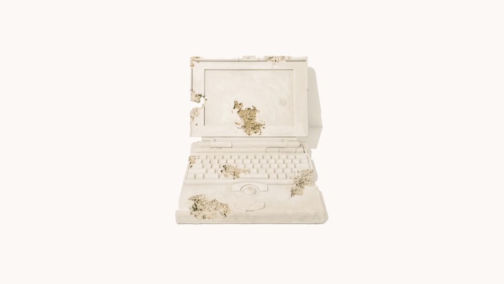 white laptop computer