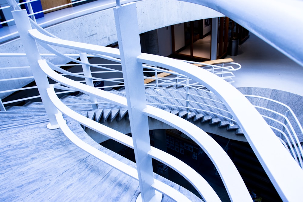 grey empty stairs during daytime close-up photography