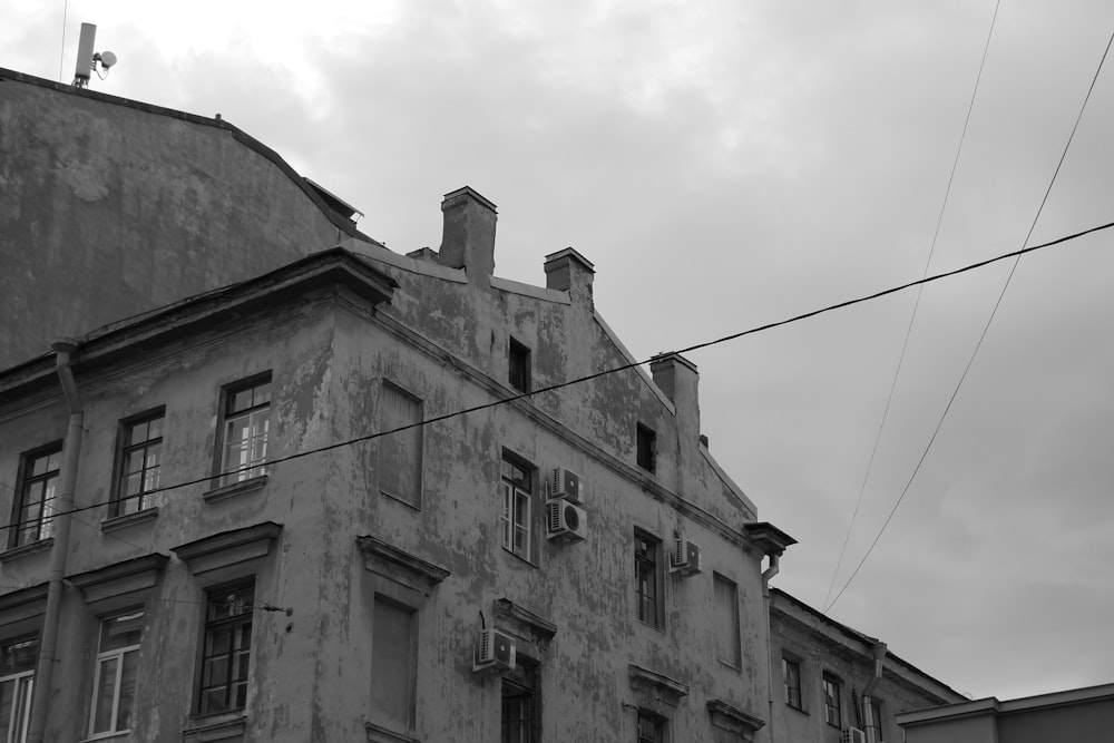 grayscale photo of building