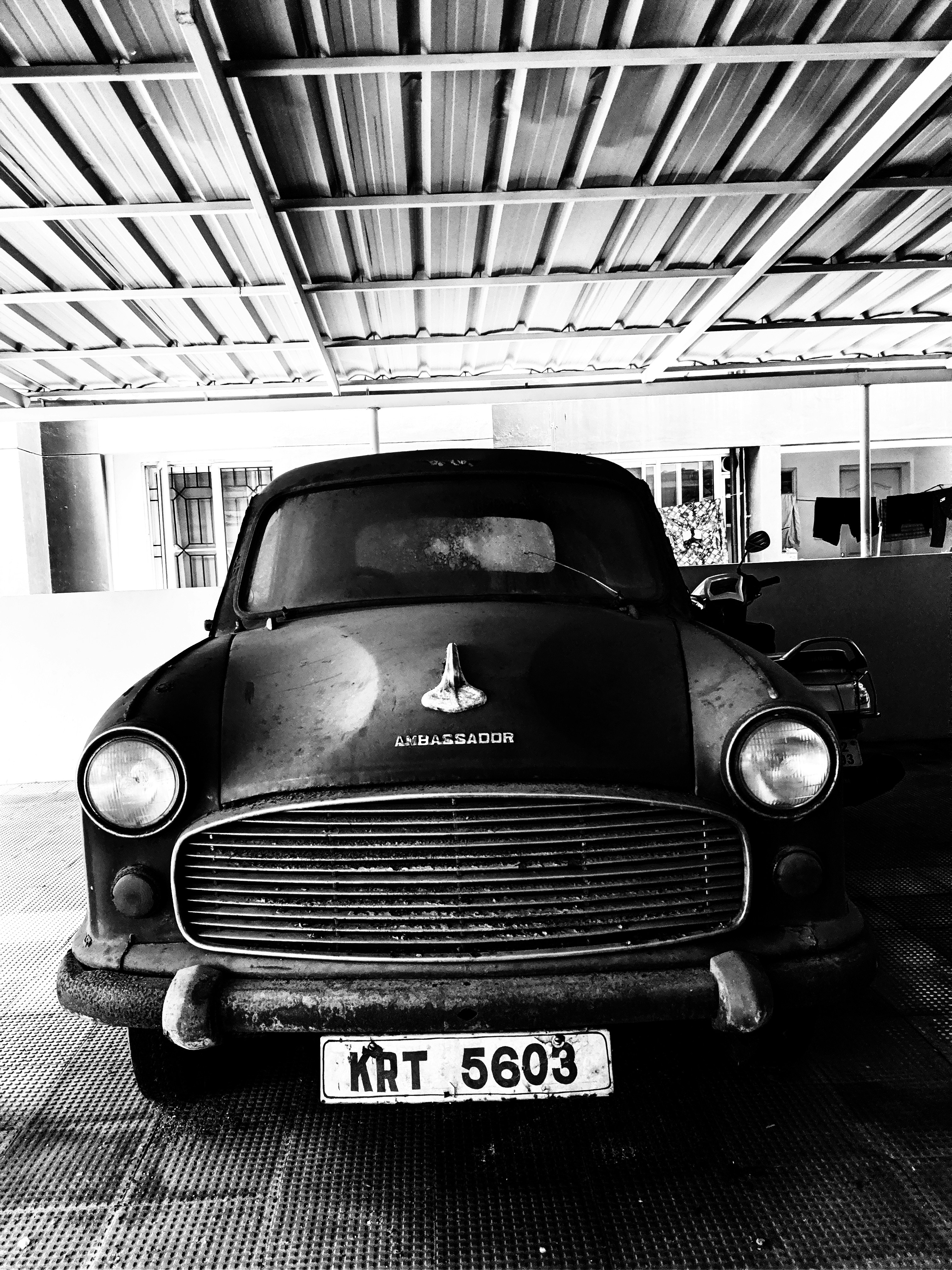 Ambassador Car Pictures | Download Free Images on Unsplash