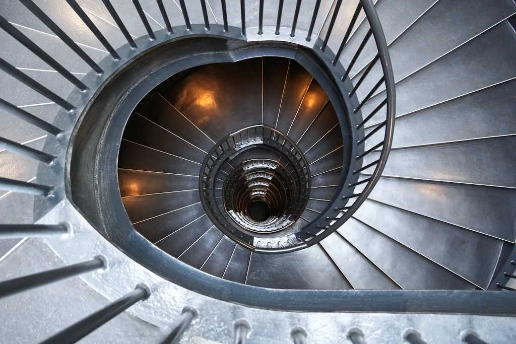 Escalera de caracol como metáfora de los procesos de atención y percepción
