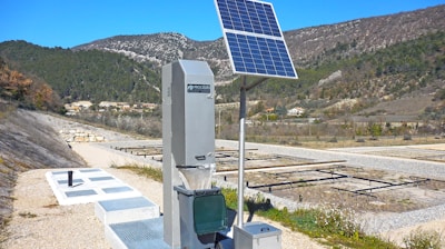 blue and gray solar panel