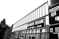 Representation of AI training data being denied access to protected images.