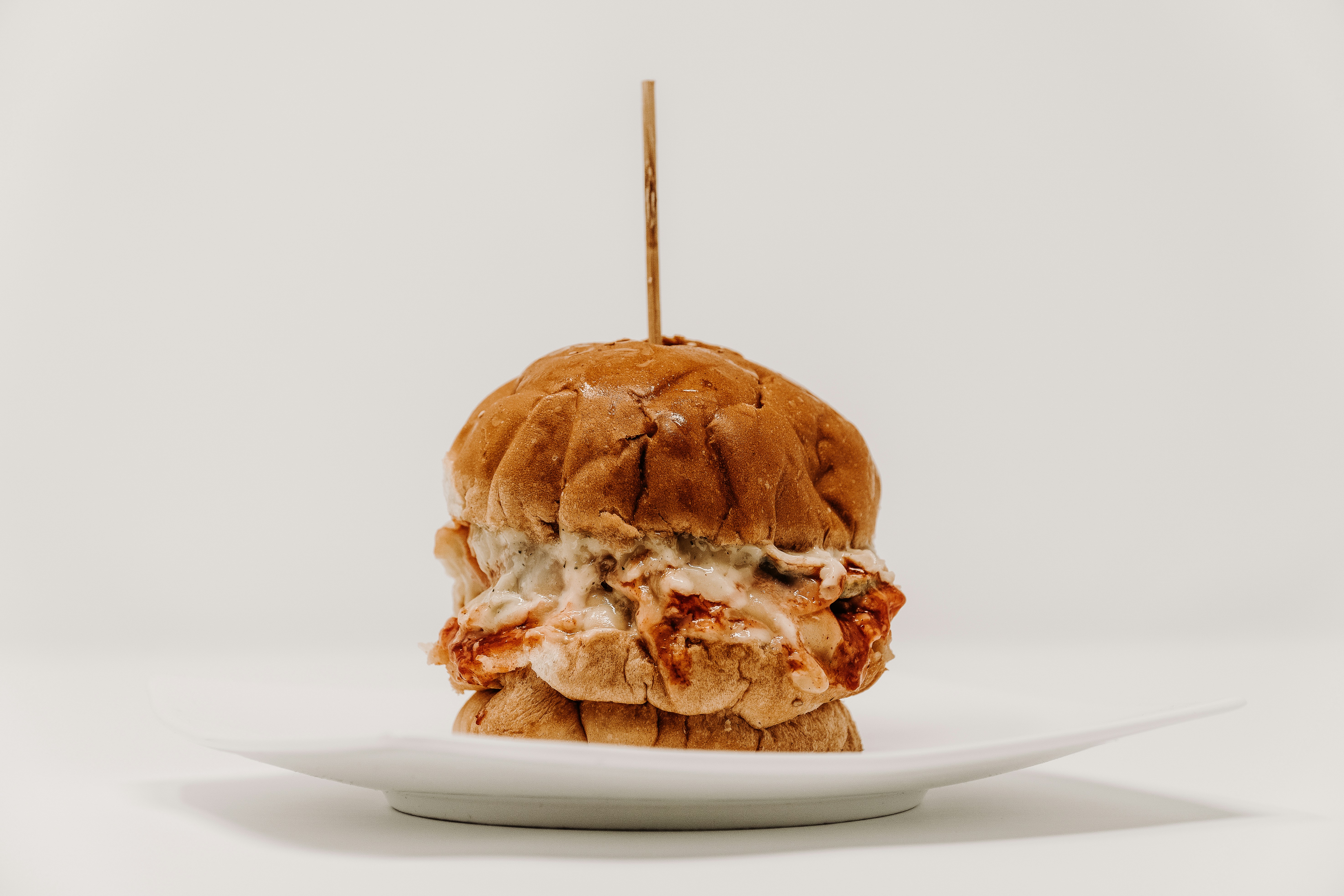 Burger à la sauce blanche