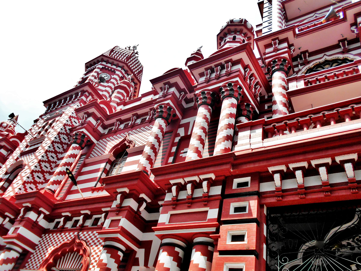 The red-and-white striped Jami Ul-Alfar Mosque in Pettah, Colombo