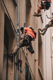 construction man using fall protection gear