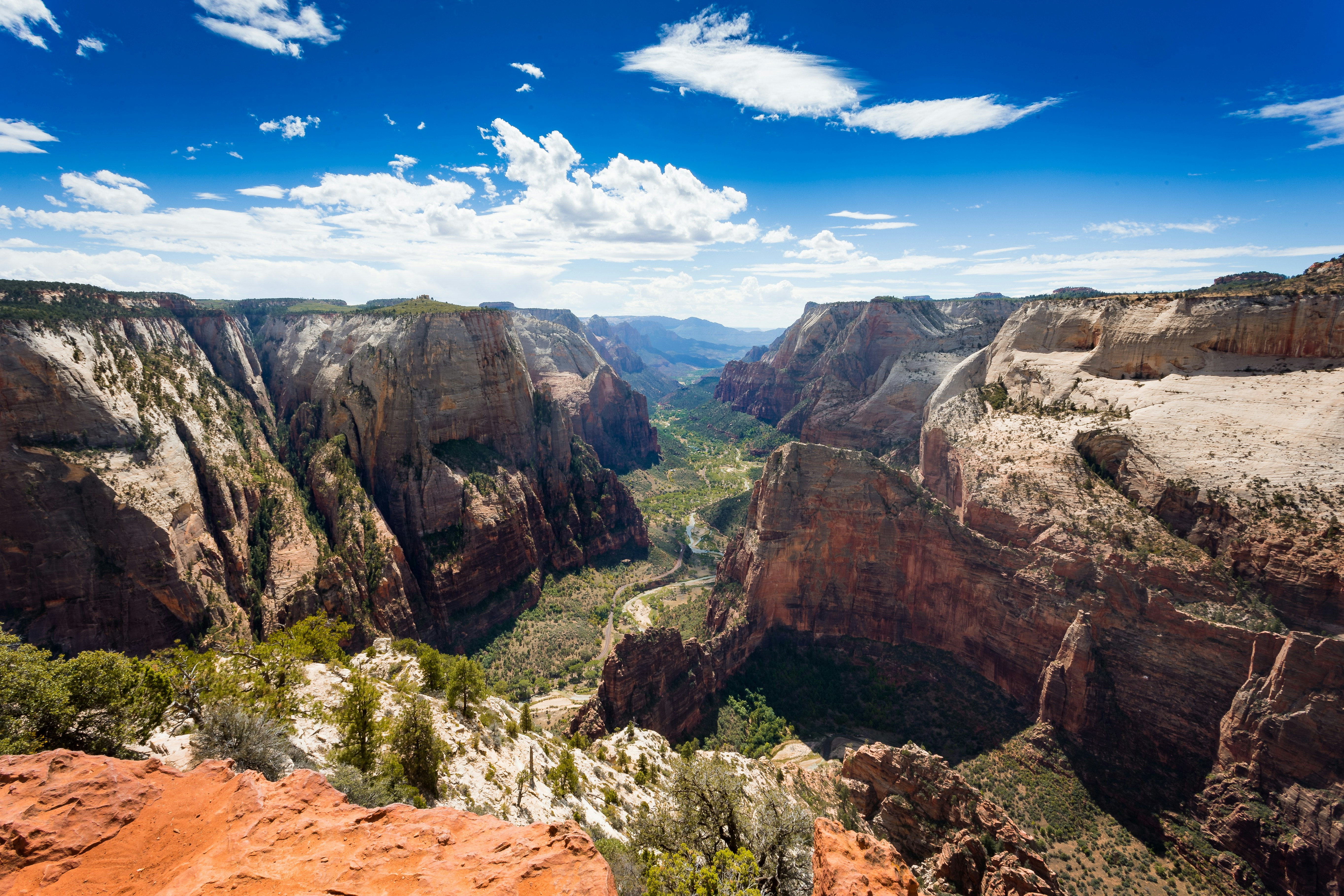 Photo by marcustrier