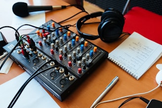 black audio equalizer