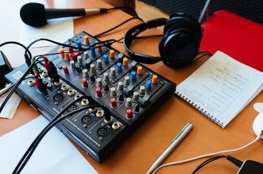 black audio equalizer