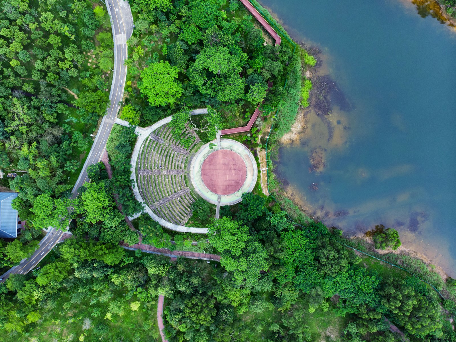 Fairy Lake Botanical Garden