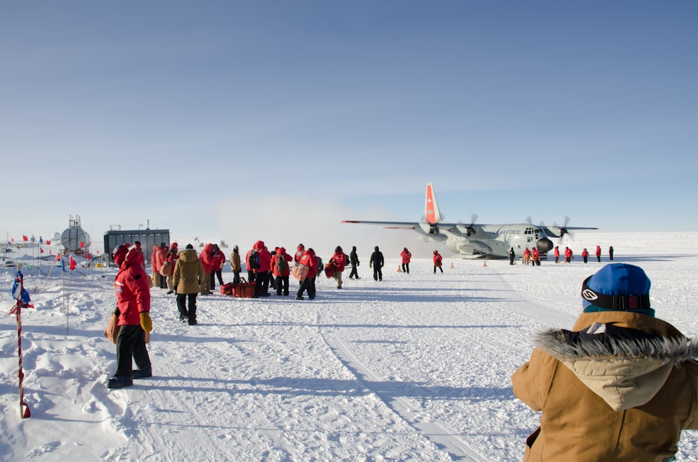 Scientists arriving at South Pole Station