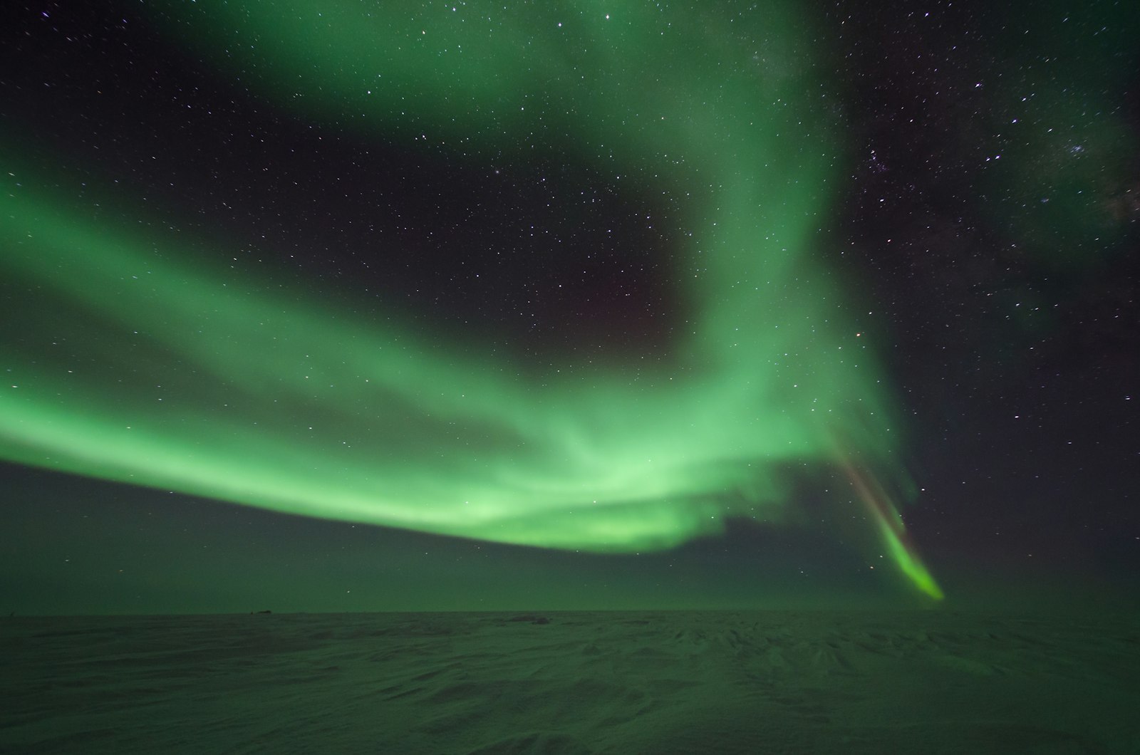 Nikon D7000 + Nikon AF-S DX Nikkor 10-24mm F3-5-4.5G ED sample photo. Aurora australis photography