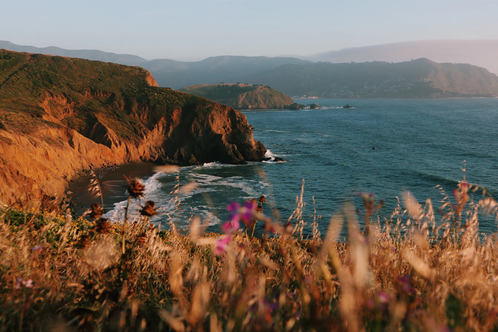 Pacifica coast, the field engagement landscape