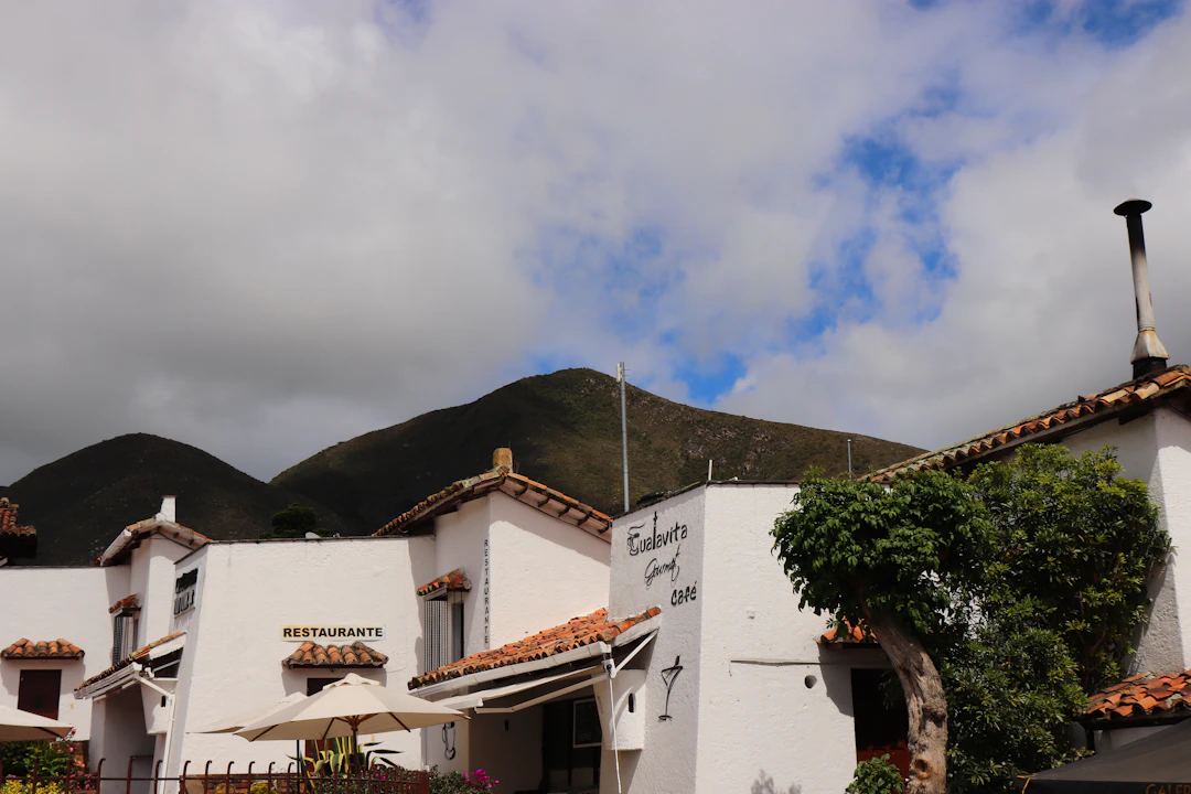 11-Day Family Travel Guide to Colombia: Classic Routes