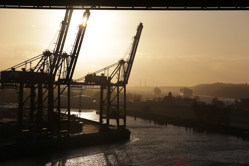 tower crane during daytime