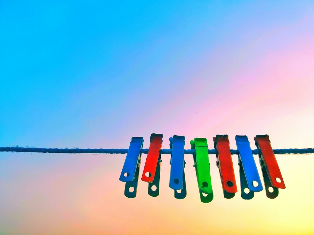 Color Pop Clothespins