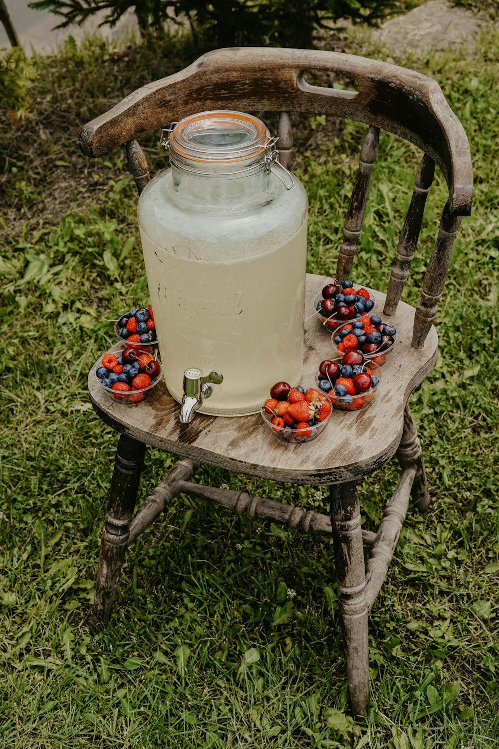 clear glass beverage dispenser