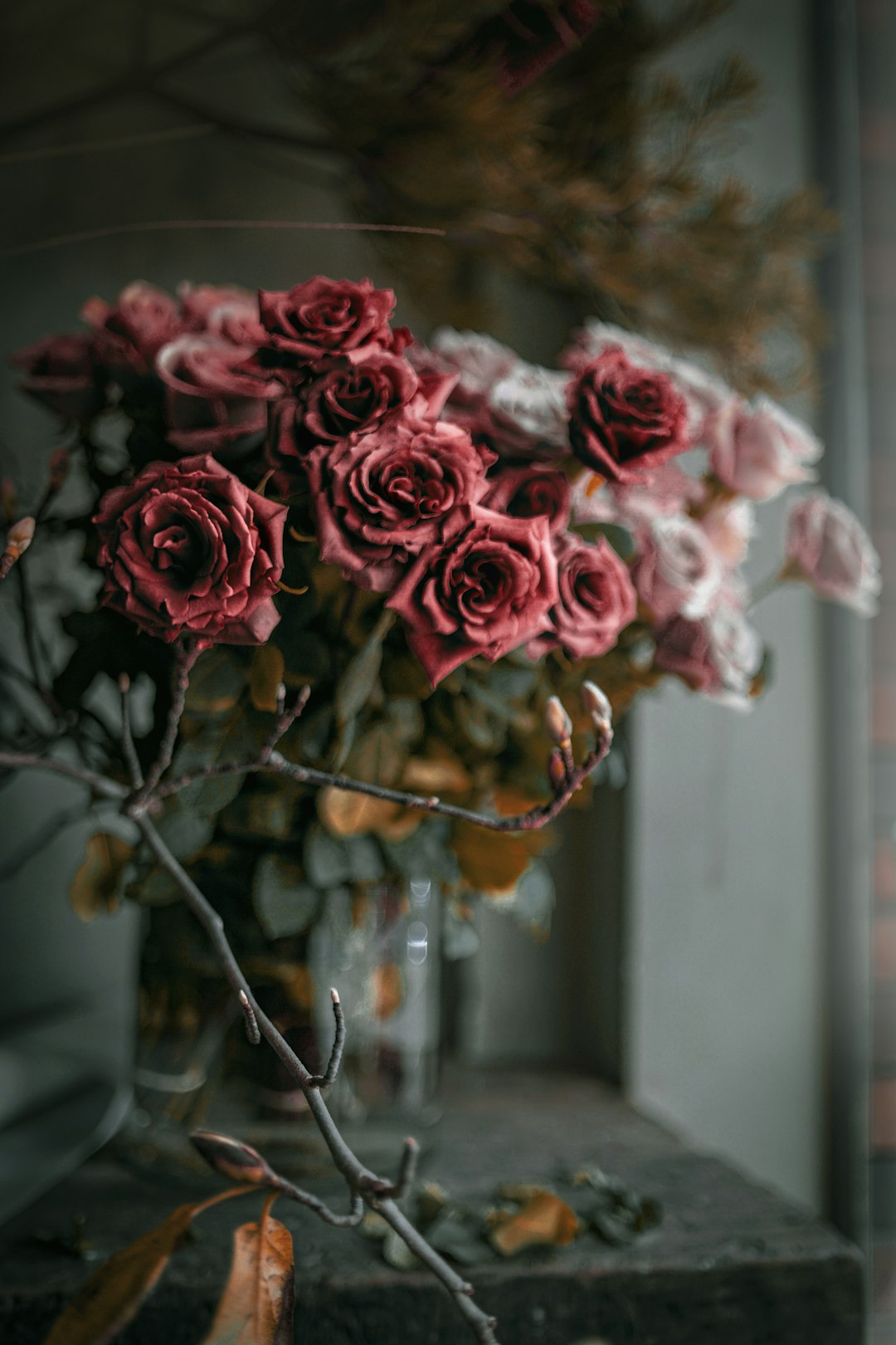 pink rose flower arrangement