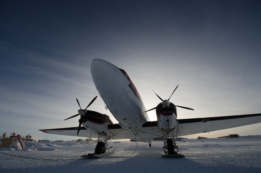 white and black plane during daytime