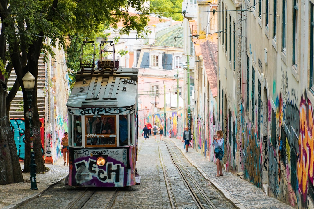 gray and purple cable car