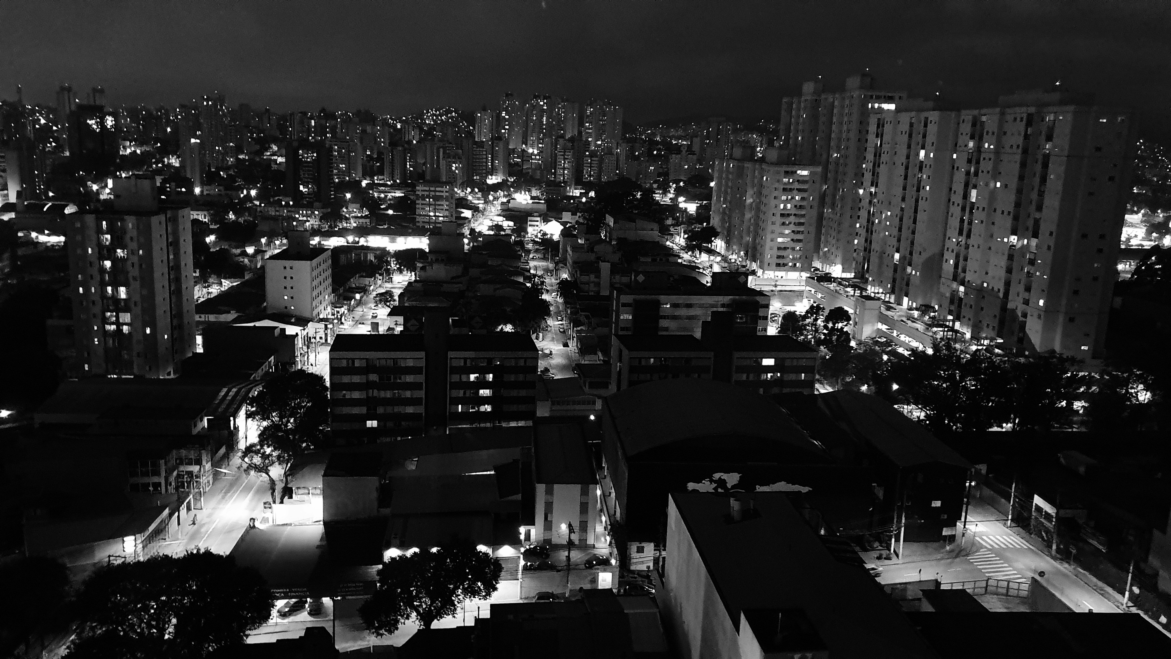 high angle and grayscale photography of buildinigs