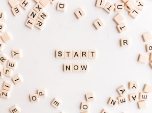 start now sign