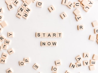 start now sign