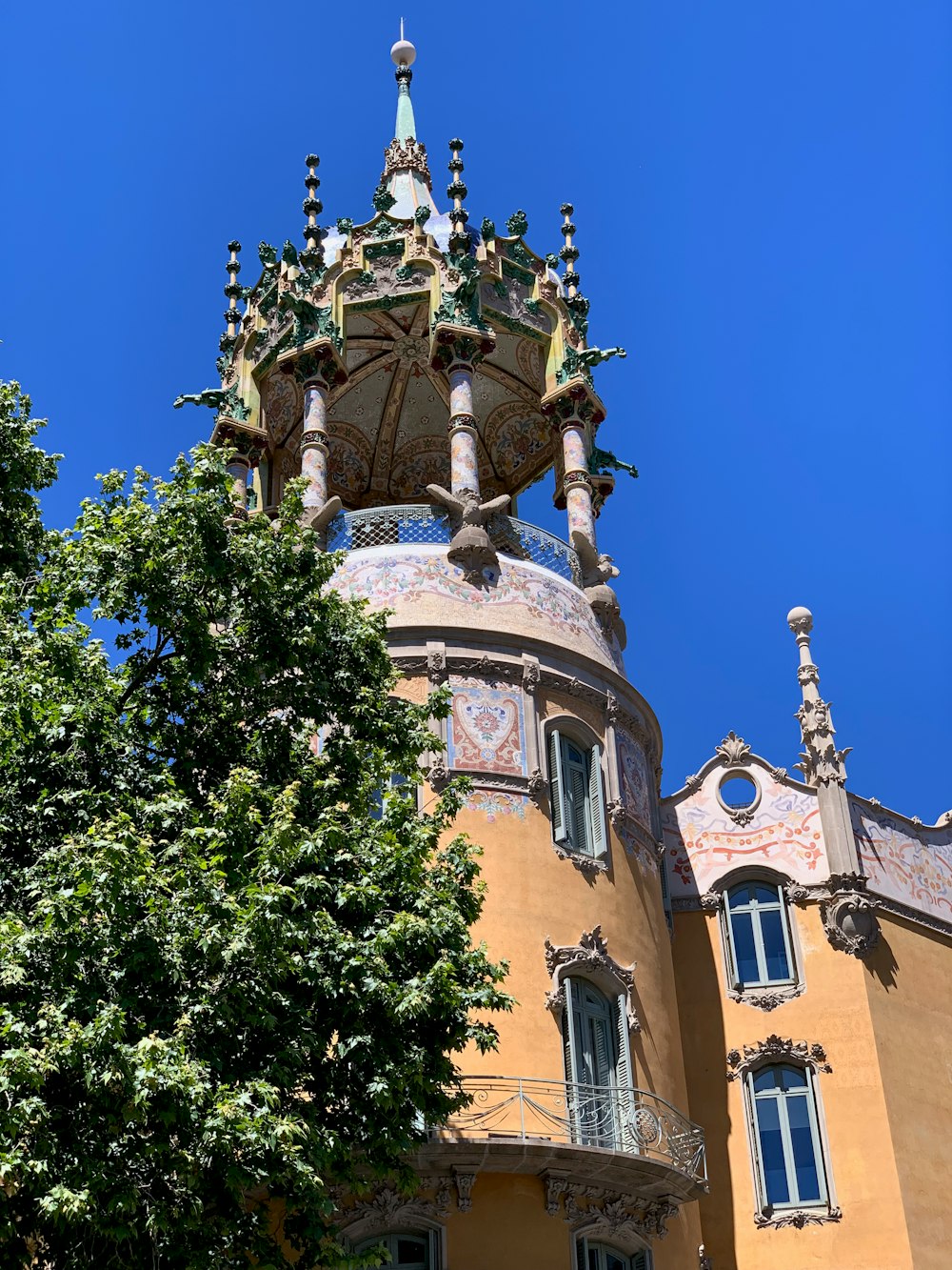 white and brown concrete tower building