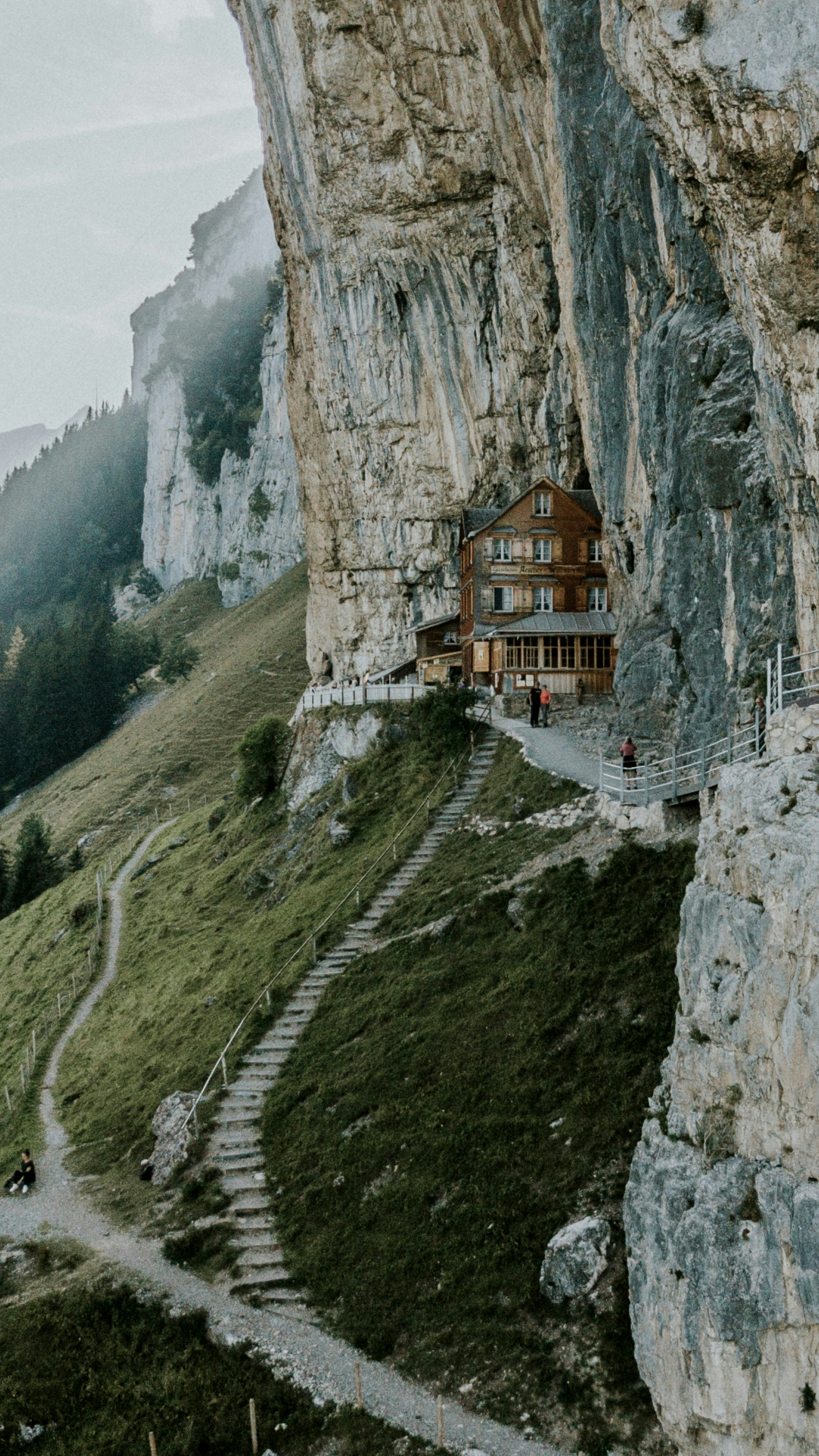 Photo by leonseierlein