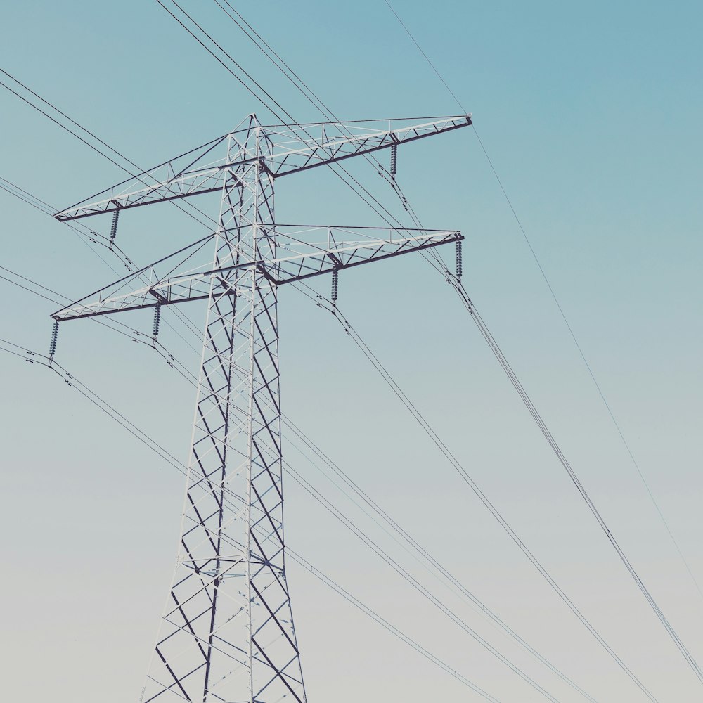 gray metal Transmission tower