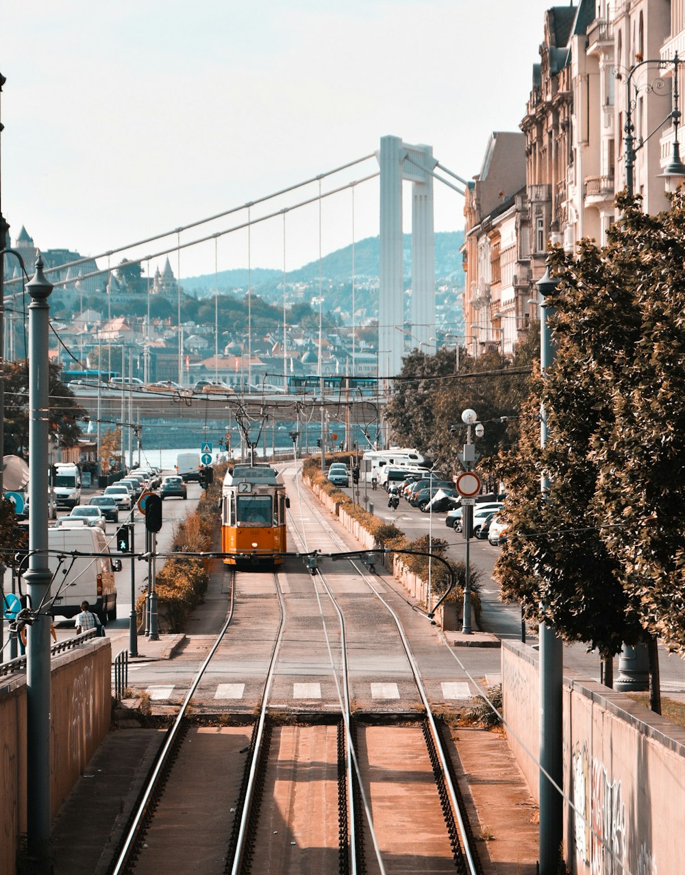 yellow cable train