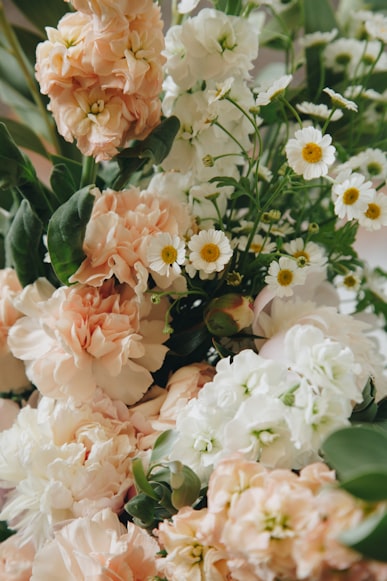 floral & gift delivery