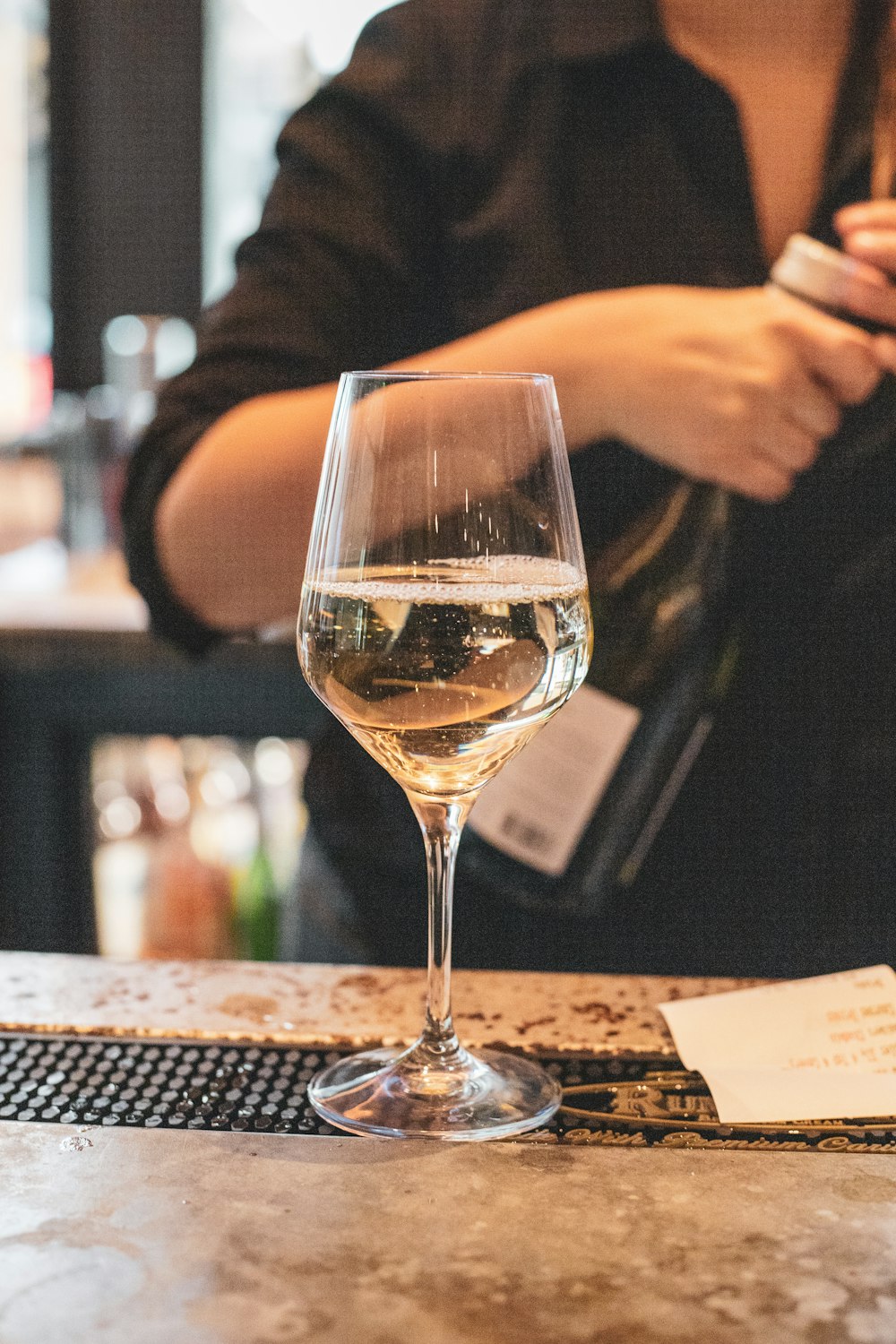 clear glass wine cup close-up photography