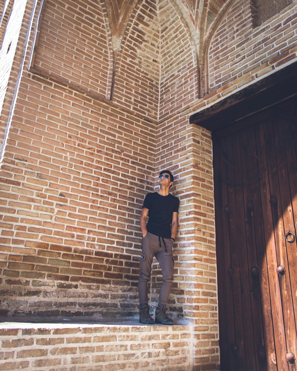 man standing on focus photography