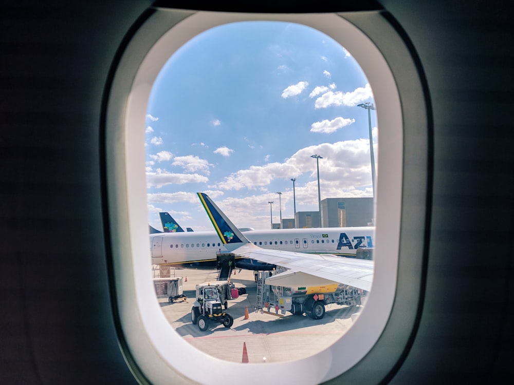 Vista do avião da janela do avião