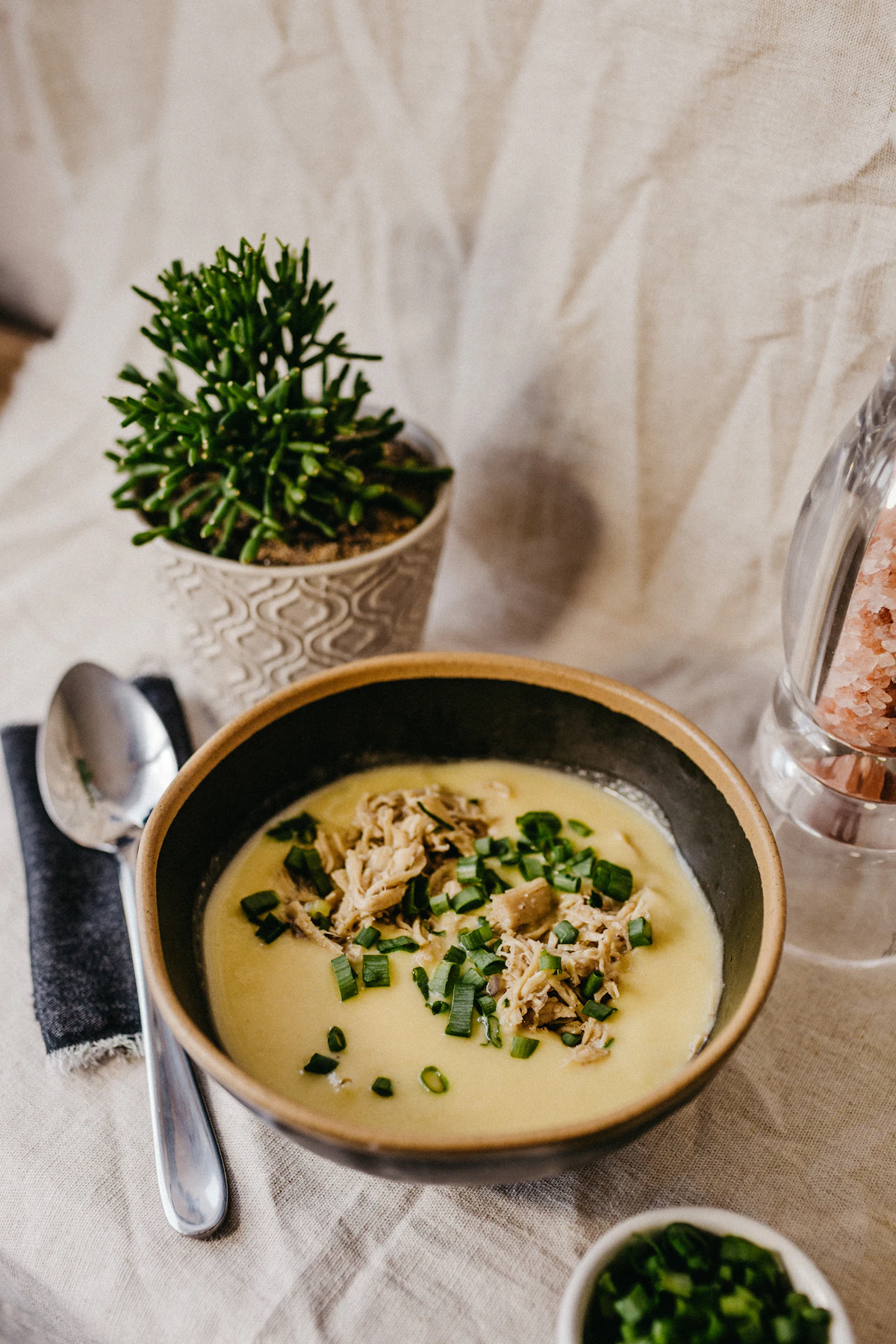 Avgolemono (Greek Lemon Chicken Soup)