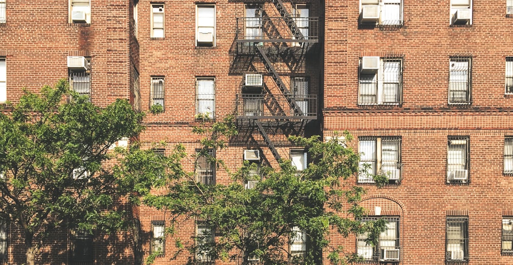 brown concrete high-rise building