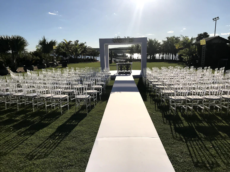 Royal wedding courtyard